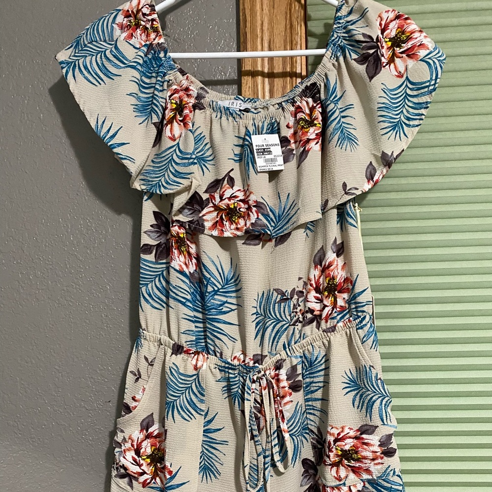 Iris Basic Floral Romper